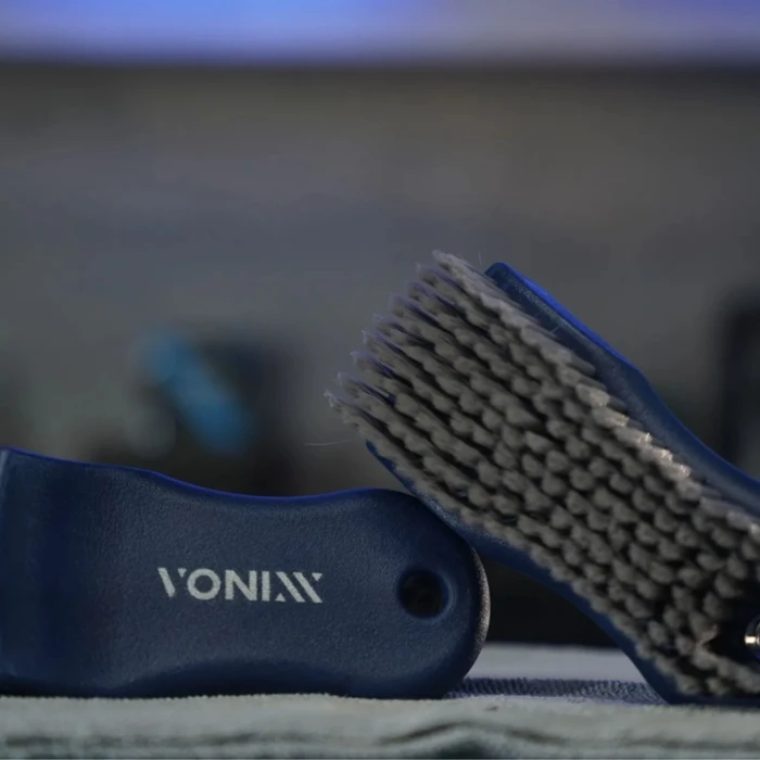 מברשת זיפים רכים - Vonixx Soft Bristle Brush