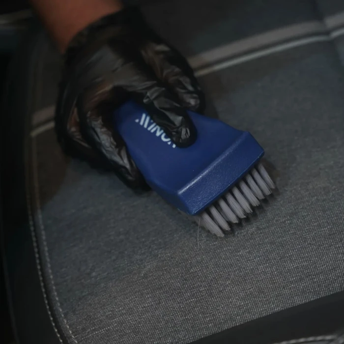 מברשת זיפים רכים - Vonixx Soft Bristle Brush