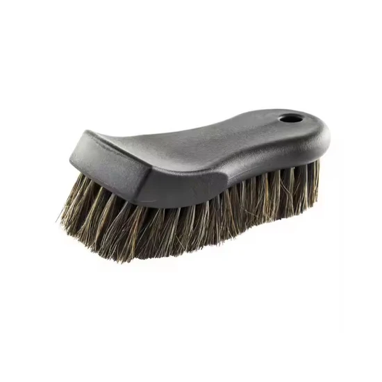 מברשת רכה לניקוי עור - D-Fusion Leather Brush